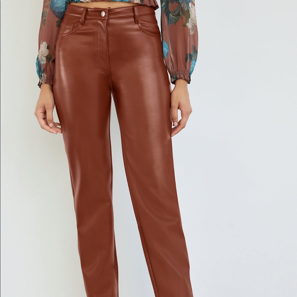 Aritzia Melina pant size 6